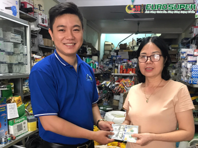  CƠN BÃO DOLLAR CHƯA BAO GIỜ LÀ HẾT HOT 